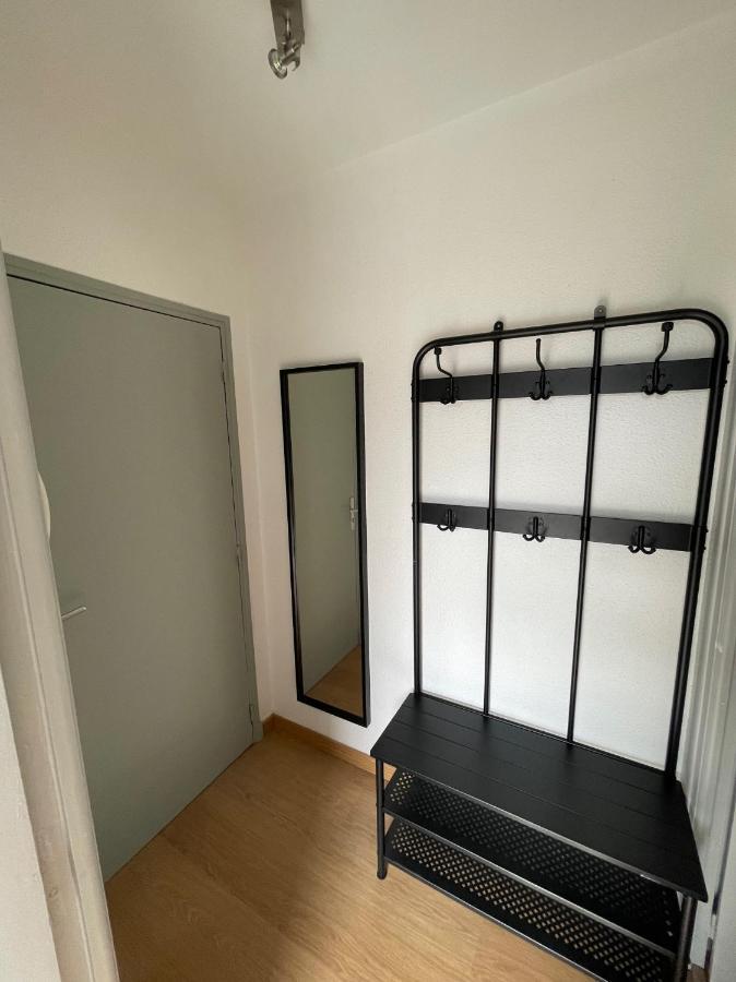 Mon Appart'Hotel - Climatisation Avec Parking Gratuit 브리브라가야르드 외부 사진